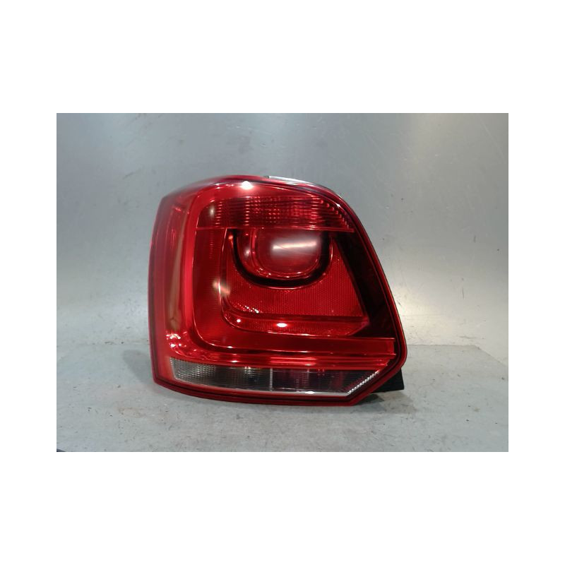 FEU ARRIERE GAUCHE  VOLKSWAGEN POLO