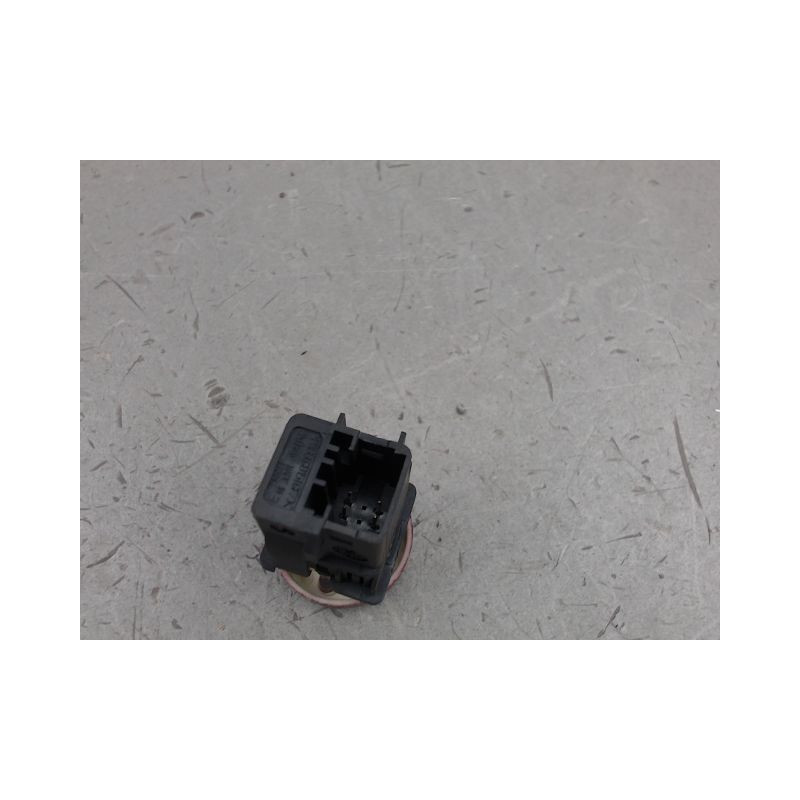 BOUTON DE WARNING CITROEN BERLINGO