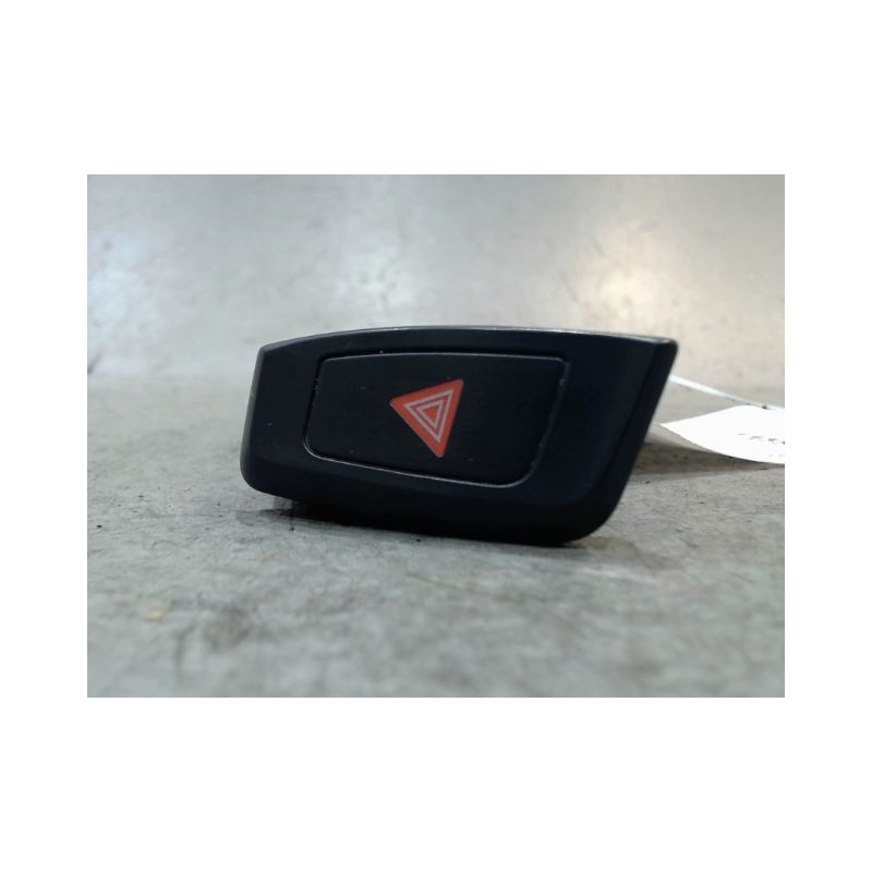 BOUTON DE WARNING AUDI A5