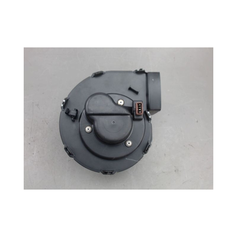 MOTEUR VENTILATEUR CHAUFFAGE CITROEN SAXO