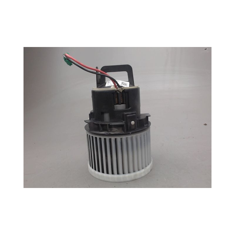 MOTEUR VENTILATEUR CHAUFFAGE PEUGEOT 308