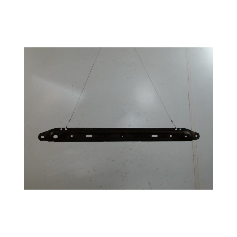 TRAVERSE INFERIEURE ARMATURE AVANT PEUGEOT 308