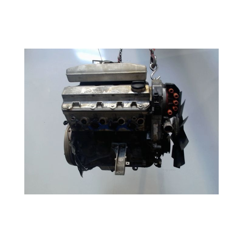 MOTEUR ESSENCE BMW SERIE 3  91-98 316 i