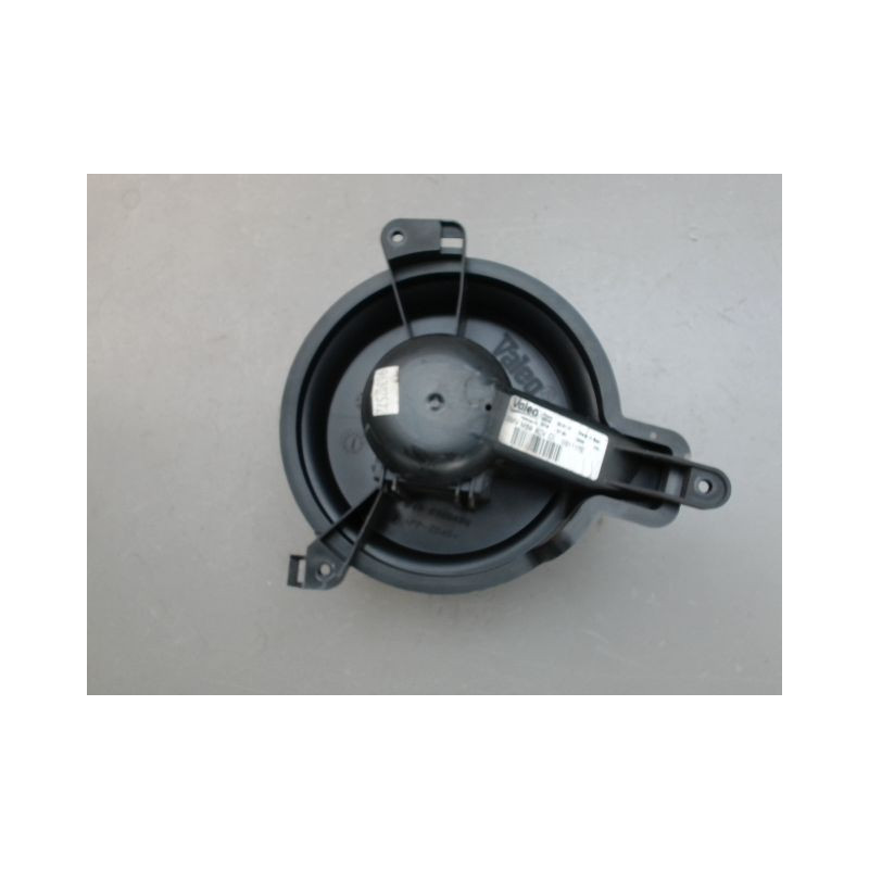 MOTEUR VENTILATEUR CHAUFFAGE PEUGEOT PARTNER