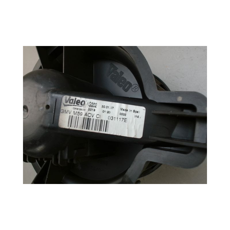 MOTEUR VENTILATEUR CHAUFFAGE PEUGEOT PARTNER