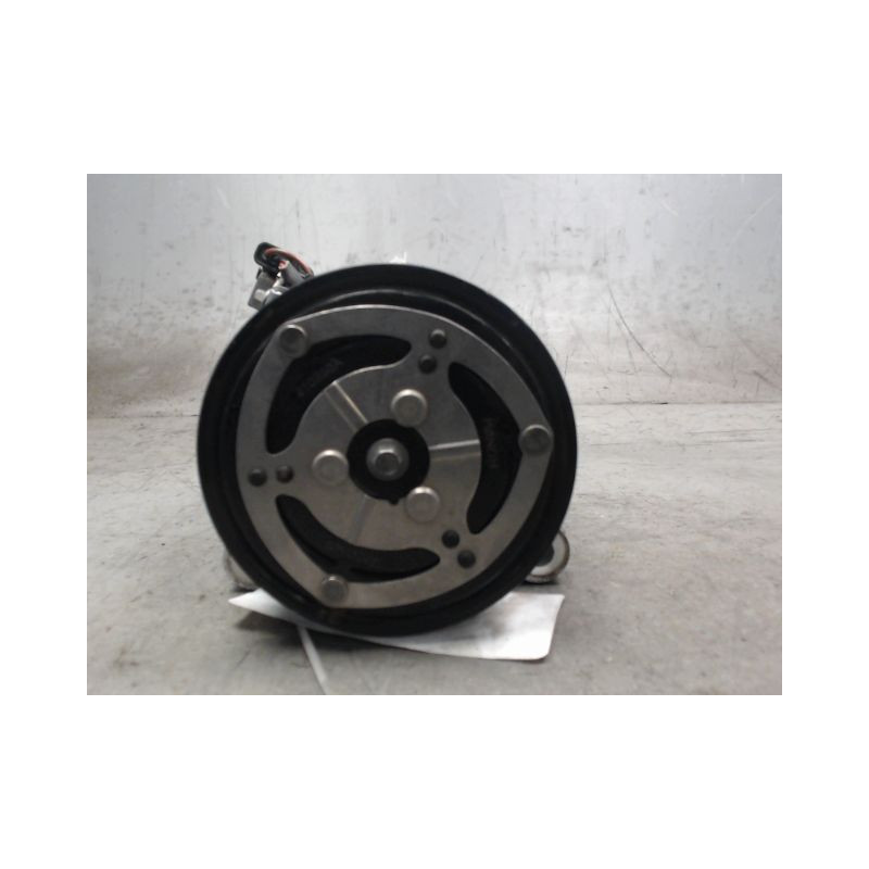 COMPRESSEUR AIR CONDITIONNE B.M.W. X1