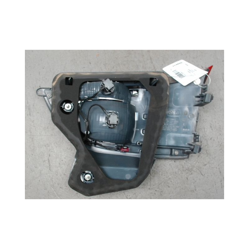 FEU ARRIERE INTERIEUR GAUCHE B.M.W. SERIE 5
