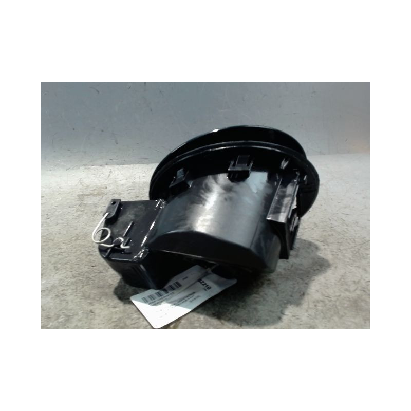 VOLET DE TRAPPE CARBURANT JEEP CHEROKEE 2004-