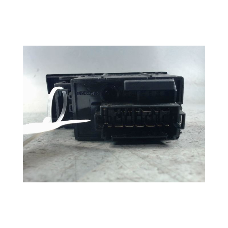 COMMANDE ECLAIRAGE VOLKSWAGEN GOLF IV CABRIOLET 98-2004