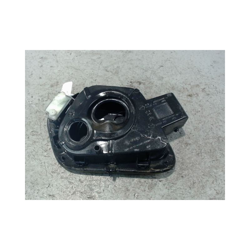 VOLET DE TRAPPE CARBURANT PEUGEOT 208