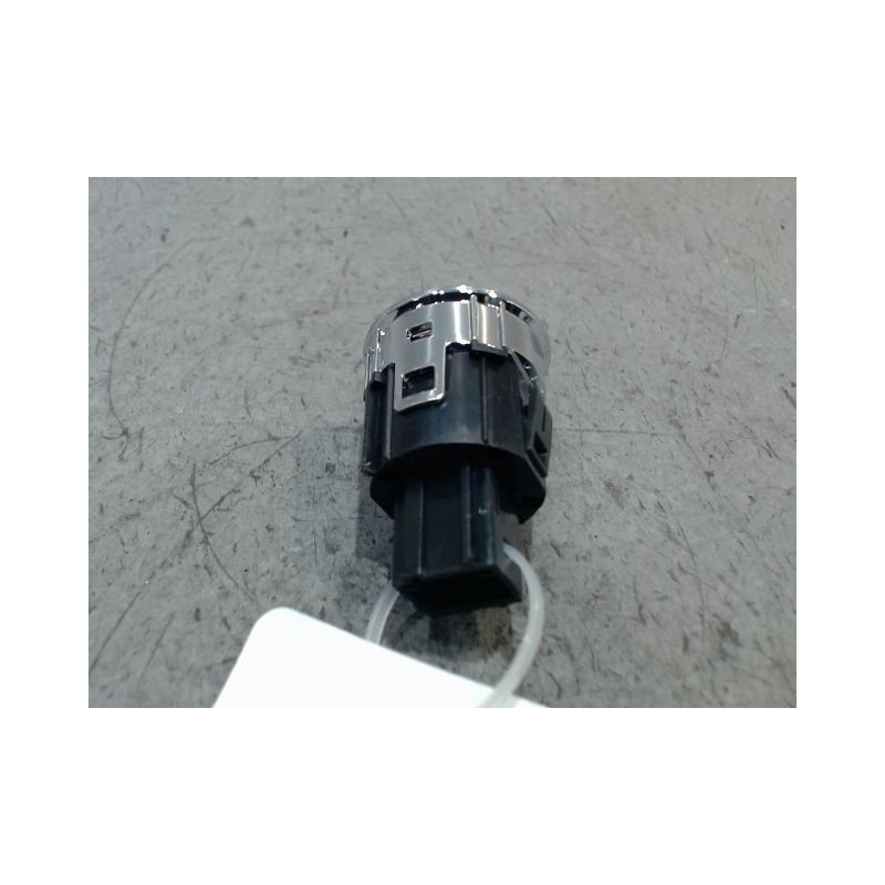 BOUTON DE DEMARRAGE PEUGEOT 3008