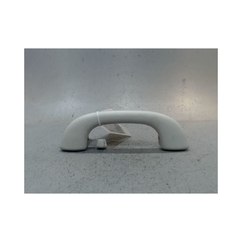 POIGNÉE DE MAINTIEN ARD PEUGEOT 5008