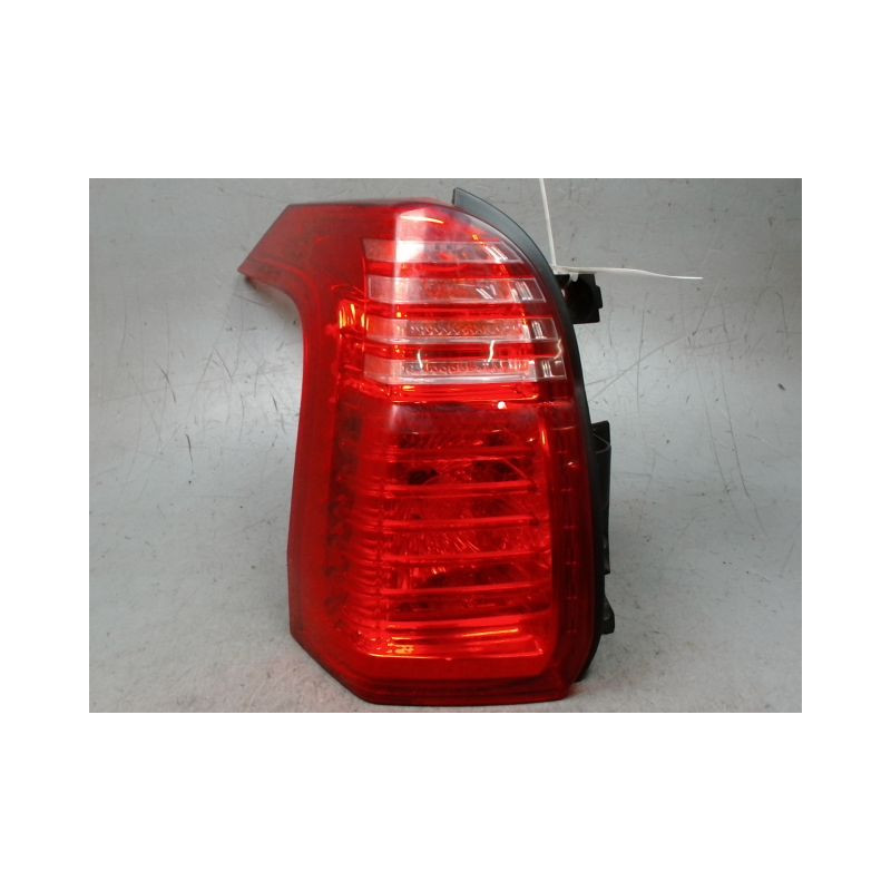 FEU ARRIERE GAUCHE  PEUGEOT 5008 2009-