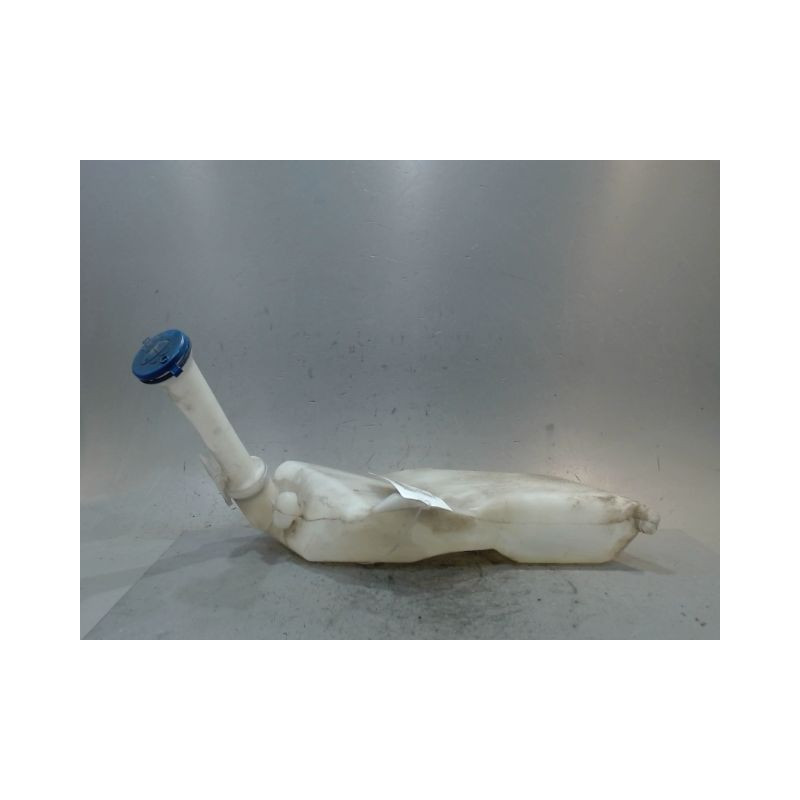 RESERVOIR LAVE-GLACE AVANT PEUGEOT 206