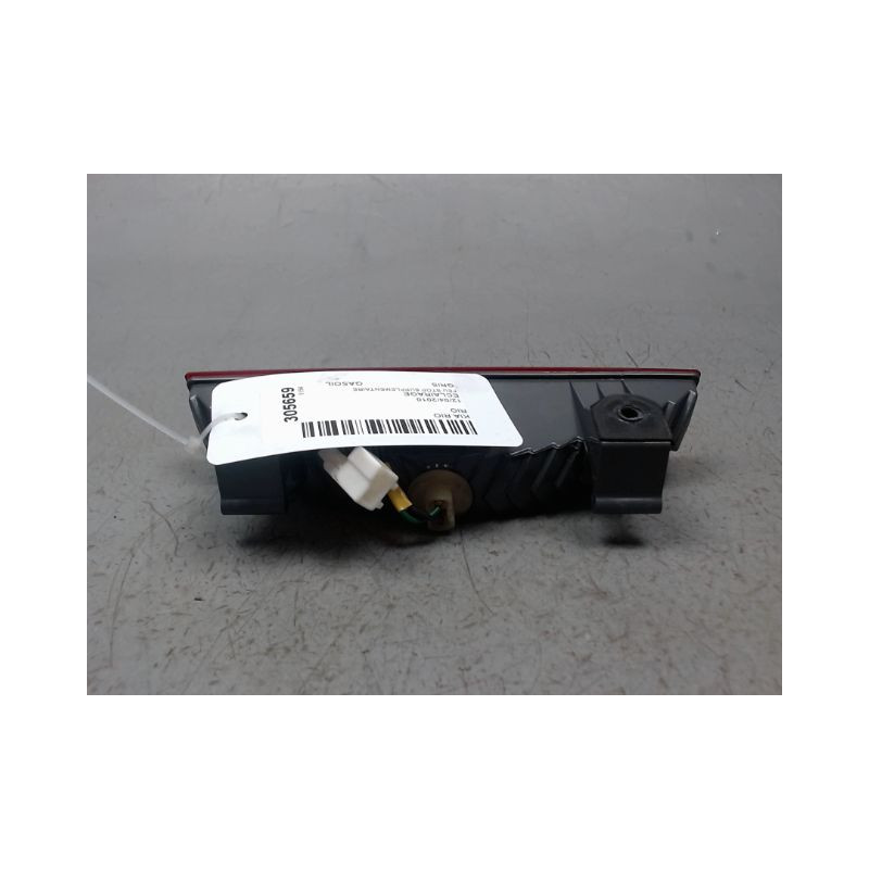 FEUX STOP SUPPLEMENTAIRE KIA RIO