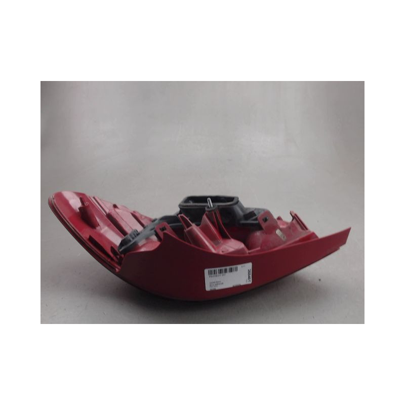 FEU ARRIERE GAUCHE  PEUGEOT 207