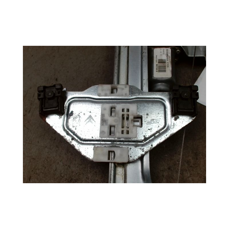 MECANISME+MOTEUR LEVE-GLACE AVANT DROIT PEUGEOT PARTNER TEPEE 2008-
