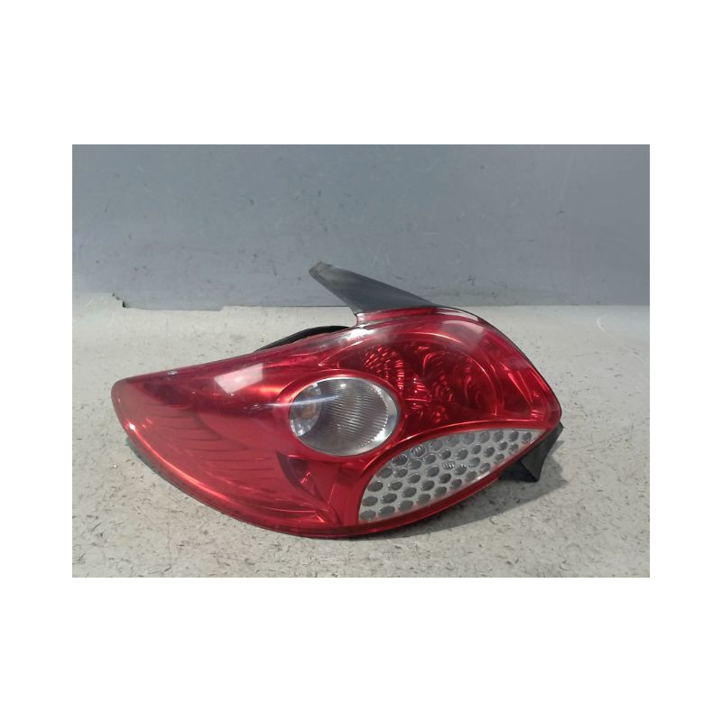 FEU ARRIERE GAUCHE  PEUGEOT 206+ 2009-