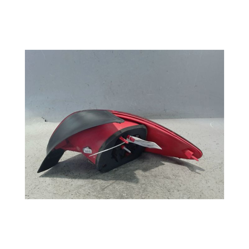 FEU ARRIERE GAUCHE  PEUGEOT 206+ 2009-