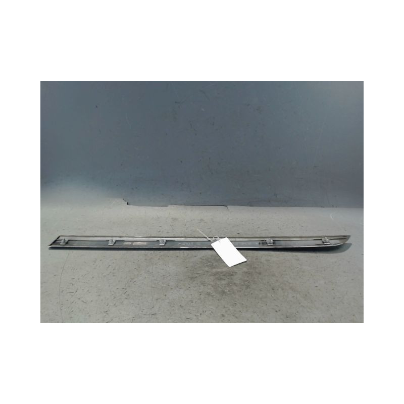 PROTECTION PORTE AVANT DROIT CITROEN C4 2010-
