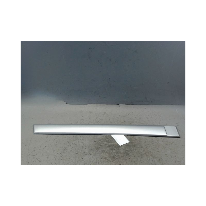 PROTECTION PORTE ARRIERE DROIT CITROEN C4 2010-