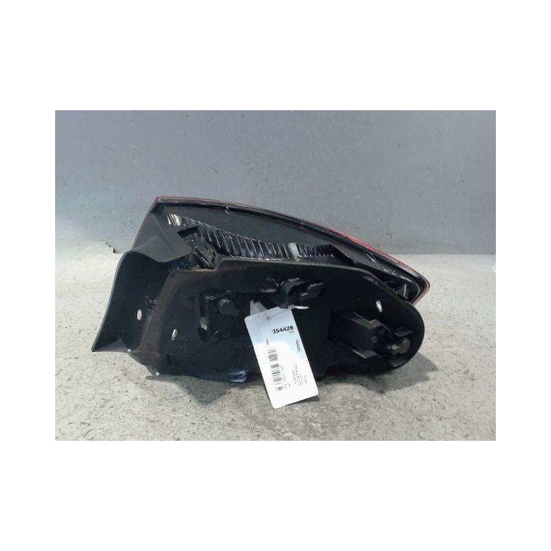 FEU ARRIERE GAUCHE  PEUGEOT 407