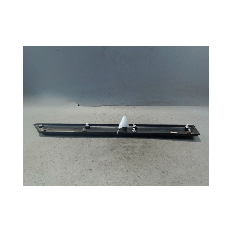 PROTECTION AILE ARRIERE GAUCHE PEUGEOT PARTNER FGT 2002-