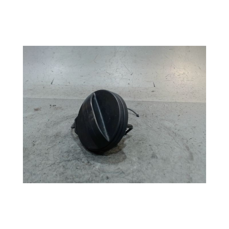 BOUCHON RESERVOIR A CARBURANT PEUGEOT 308