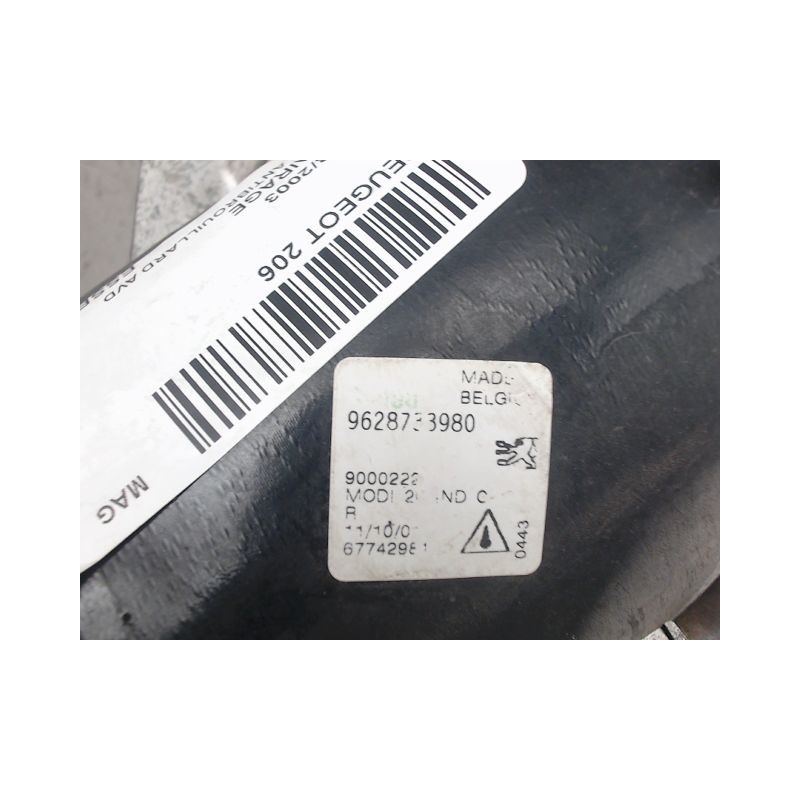 PHARE ANTIBROUILLARD AVANT DROIT PEUGEOT 206