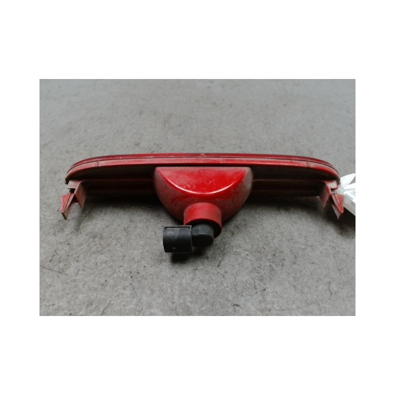 FEU BROUILLARD CENTRAL ARRIERE MINI MINI 2006-