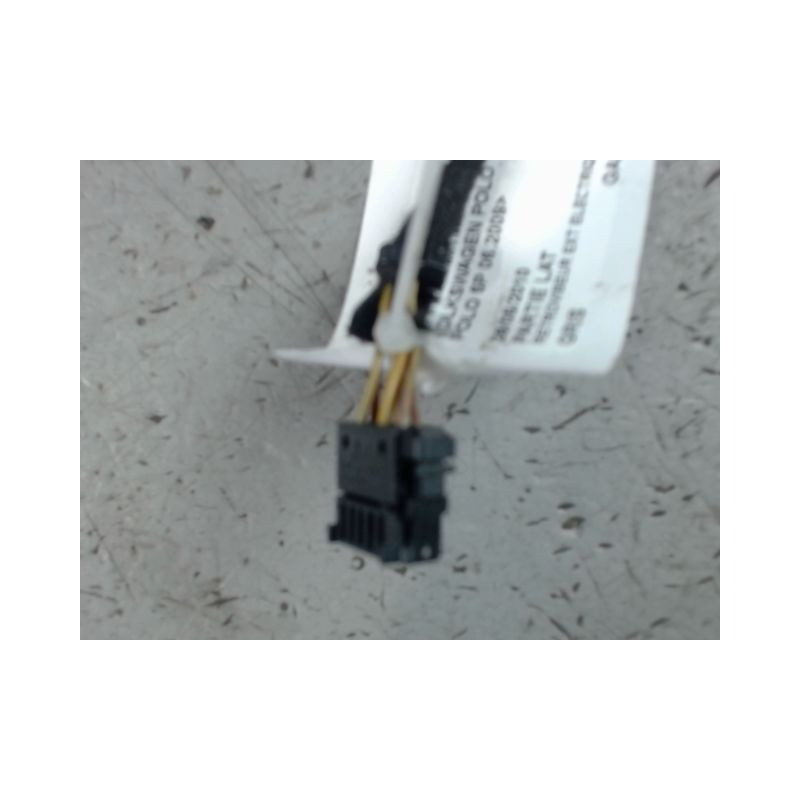 RETROVISEUR EXTERIEUR ELECTRIQUE GAUCHE VOLKSWAGEN POLO 2009-