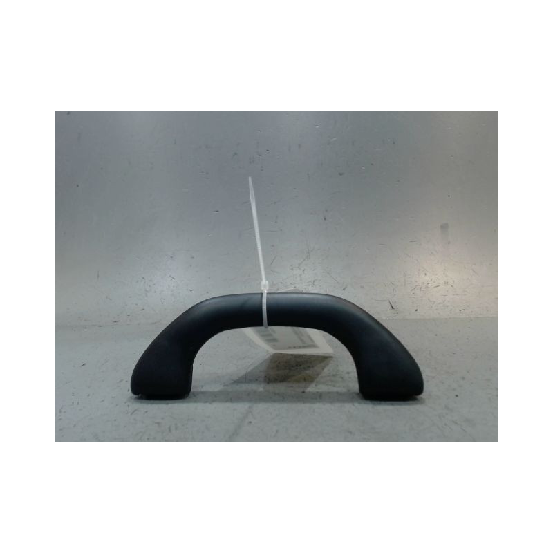 POIGNÉE DE MAINTIEN AVD SKODA FABIA