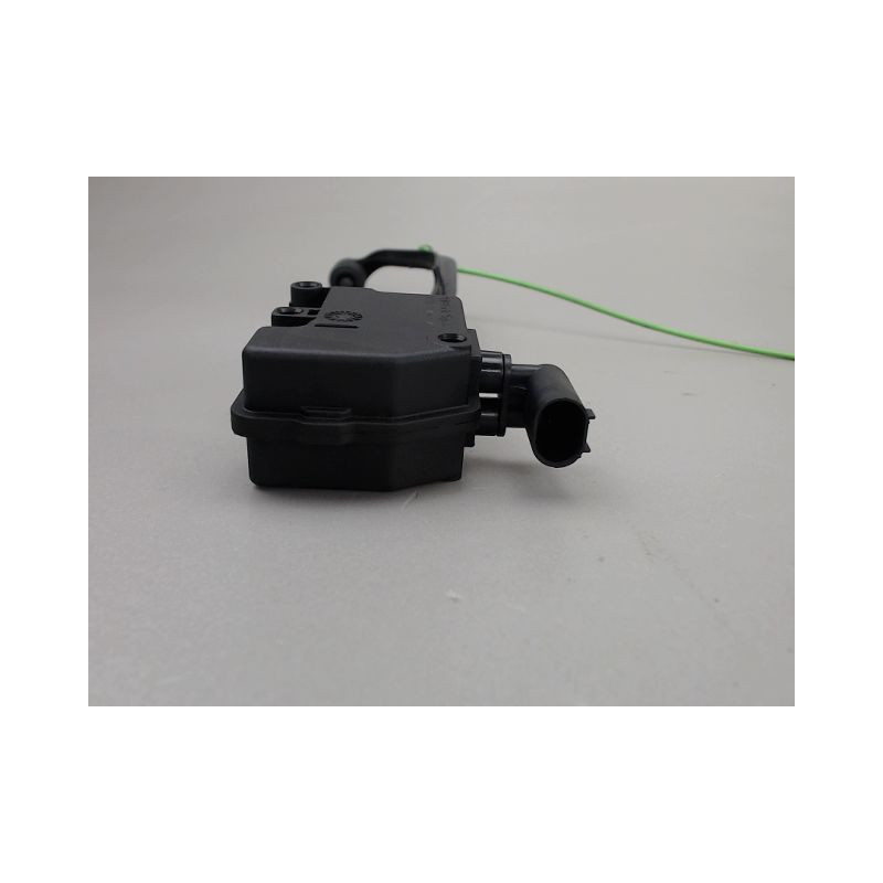 ACTIONNEUR TRAPPE CARBURANT B.M.W. SERIE 1