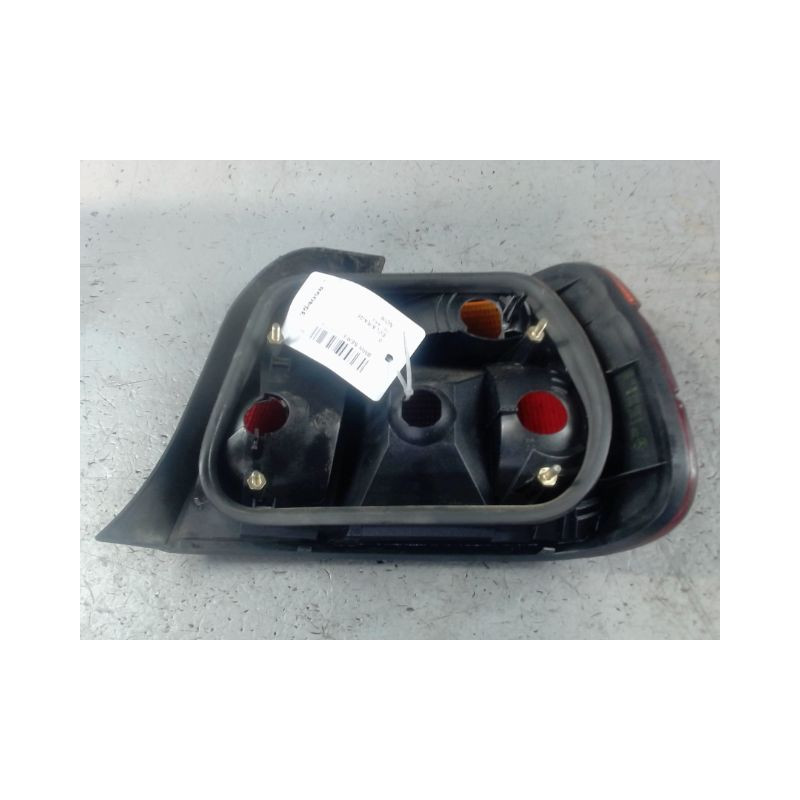 FEU ARRIERE GAUCHE  BMW SERIE 3 318 TDS