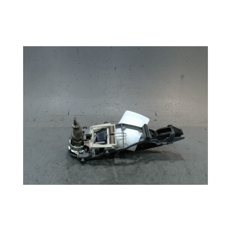 POIGNEE EXTERIEURE PORTE AVANT GAUCHE SKODA FABIA