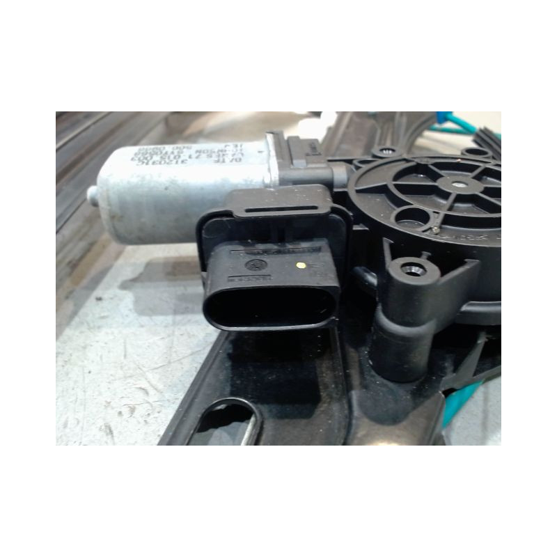 MECANISME+MOTEUR LEVE-GLACE AVANT DROIT B.M.W. SERIE 1