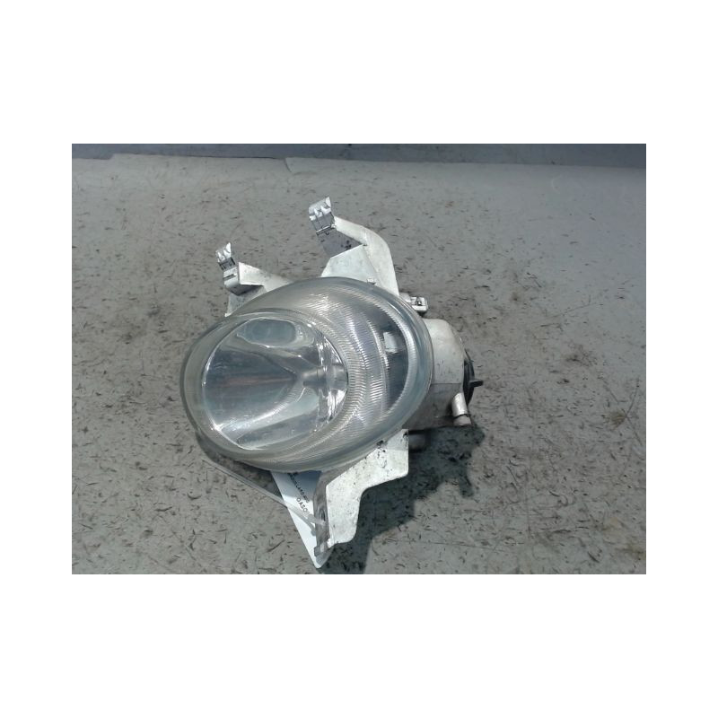 PHARE ANTIBROUILLARD AVANT GAUCHE PEUGEOT 206 3P