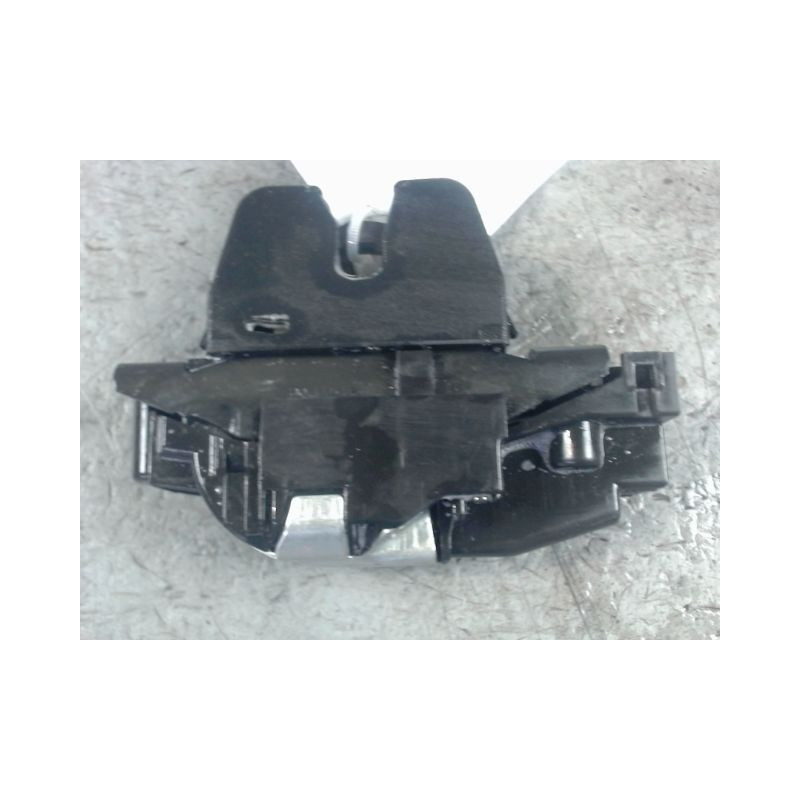SERRURE COFFRE ARRIERE CITROEN C5 2008-
