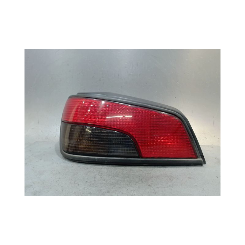 FEU ARRIERE GAUCHE  PEUGEOT 306