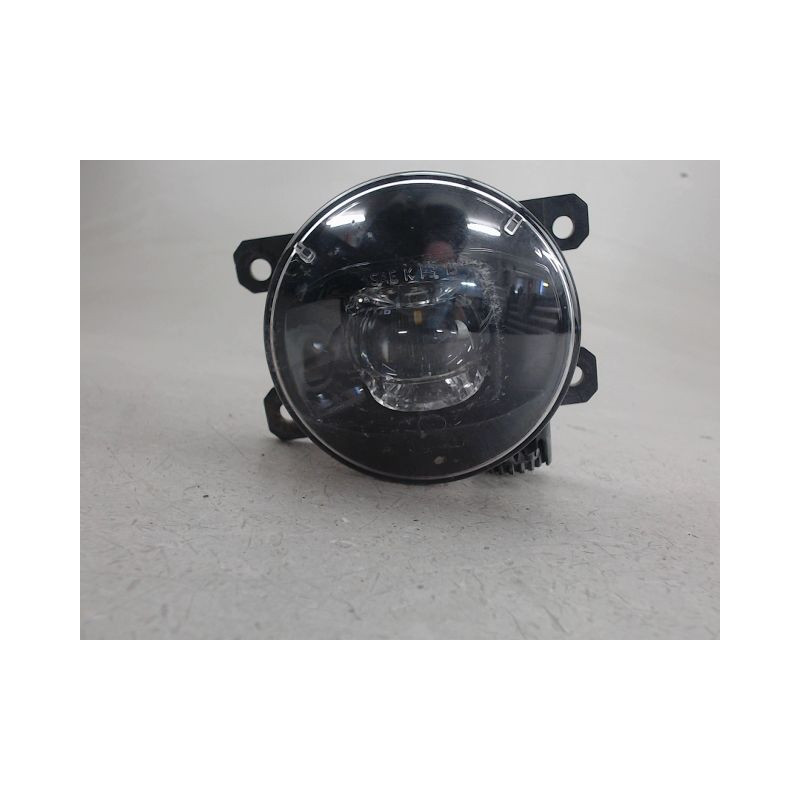 PHARE ANTIBROUILLARD AVANT DROIT PEUGEOT 2008