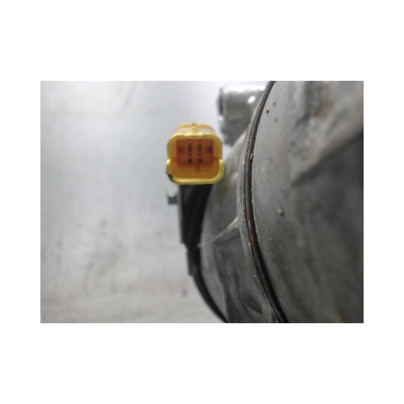 COMPRESSEUR AIR CONDITIONNE OPEL CROSSLAND