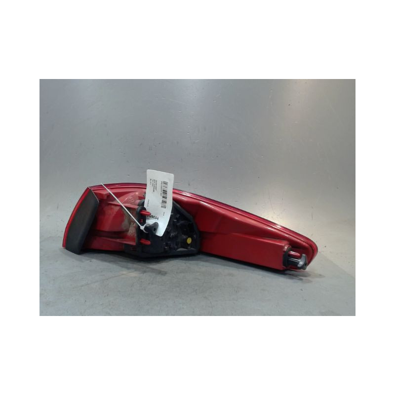 FEU ARRIERE GAUCHE  PEUGEOT 607