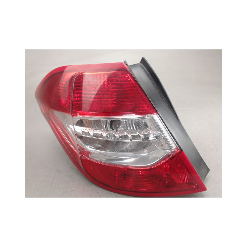 FEU ARRIERE GAUCHE  CITROEN C4
