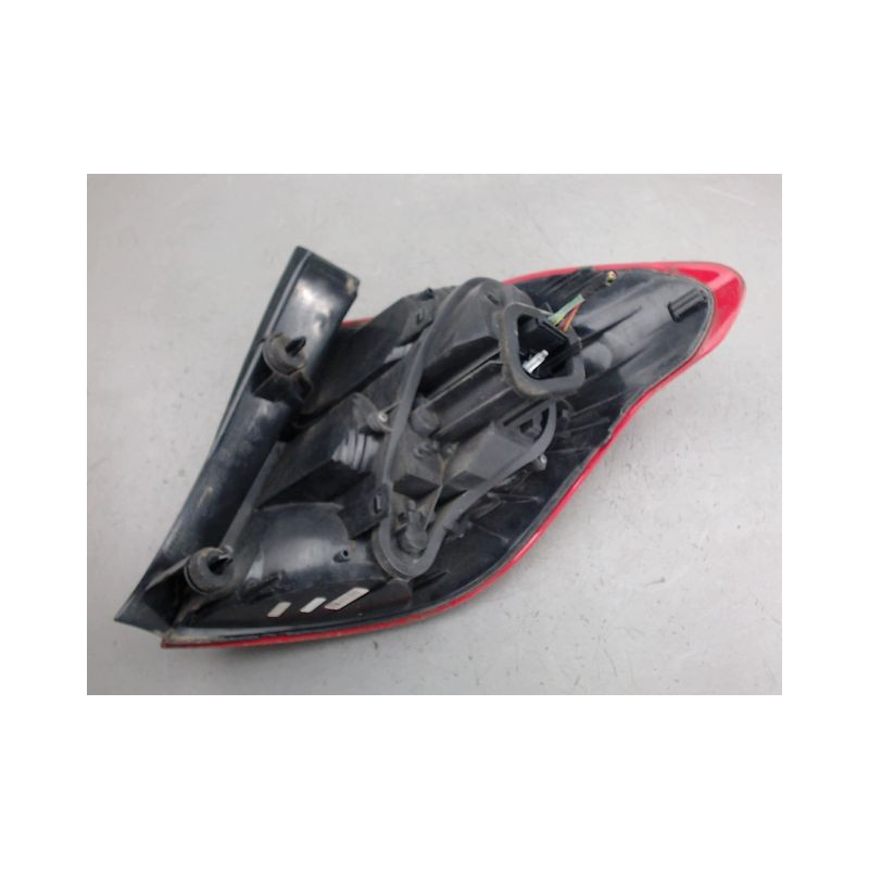 FEU ARRIERE GAUCHE  CITROEN C4
