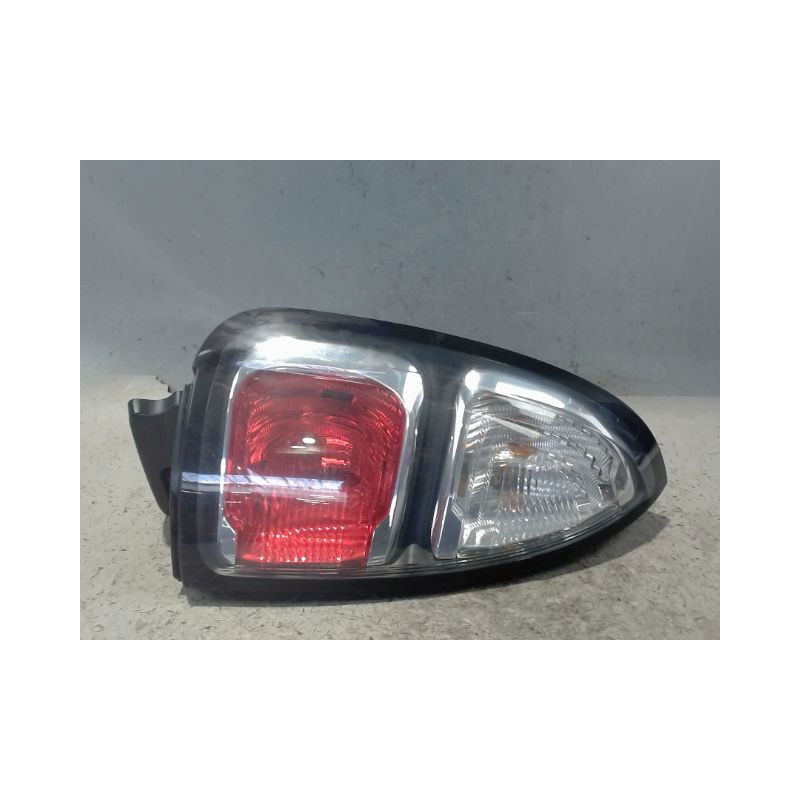 FEU ARRIERE GAUCHE  CITROEN C3 PICASSO 2008-