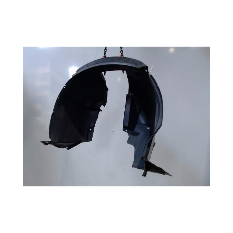 PARE-BOUE AVANT DROIT B.M.W. SERIE 1