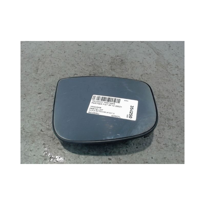 GLACE RETROVISEUR EXT D PEUGEOT PARTNER FGT 2002-
