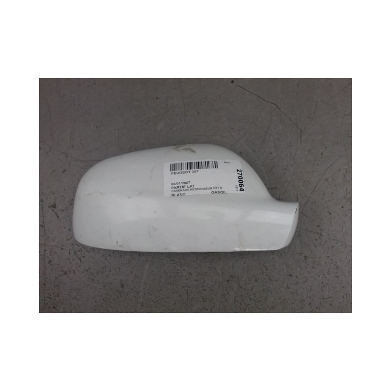CARENAGE RETROVISEUR EXTERIEUR DROIT PEUGEOT 307