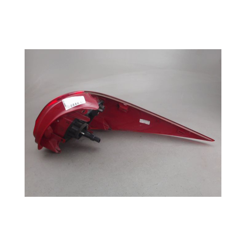 FEU ARRIERE GAUCHE  PEUGEOT 207