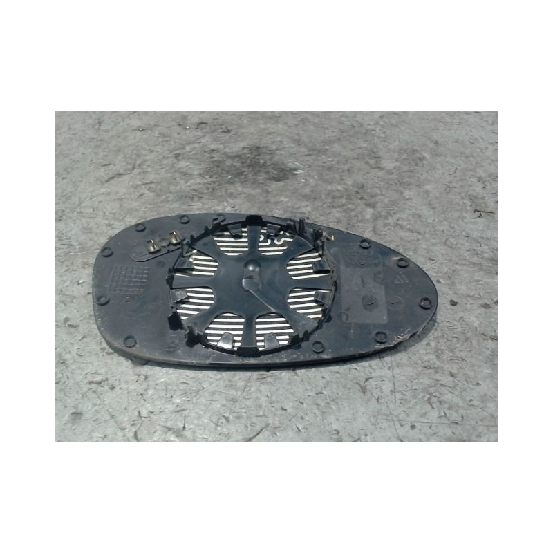 GLACE RETROVISEUR EXT G BMW SERIE 1